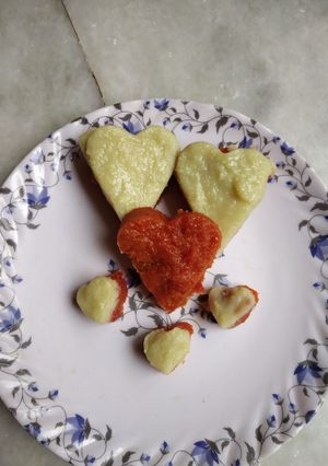 A picture of Gajar or khoya burfi.
