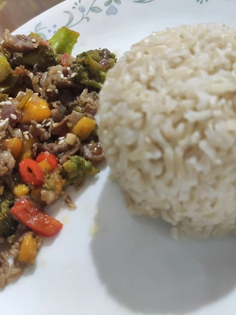 Easy Steps to Prepare Mango beef brocolli the So Delicious Really delicious