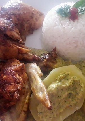 Una foto de Pollo con Crema de Ocopa a lo Carmelita
