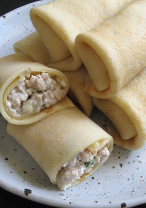A picture of ‘Mlyntsi’ Ukrainian Thin Pancakes with Chicken Filling.