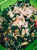 Oseng daun pepaya tempe bosok