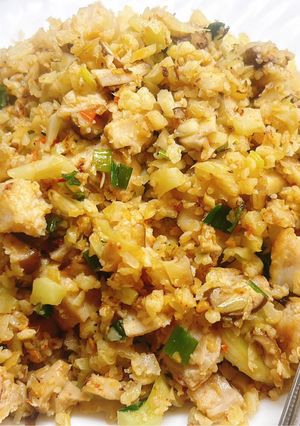 辣炒雞胸偽炒飯（花椰菜米） 的食譜成品照片