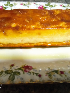 Una foto de Pudin de pan y limón