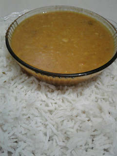 A picture of Masale wali daal & Rice.