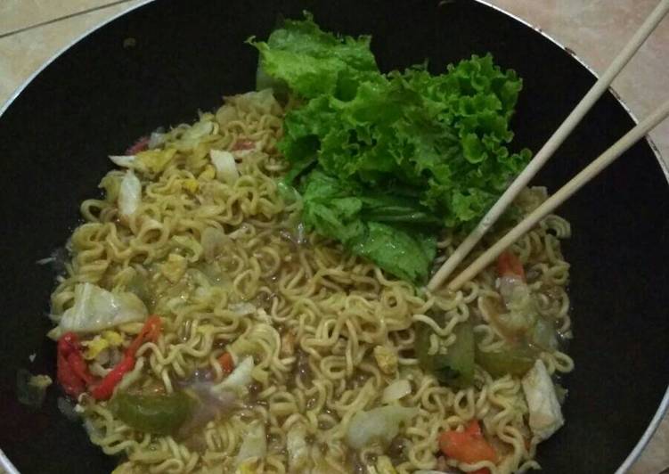 Mie dok-dok sayur-mayur