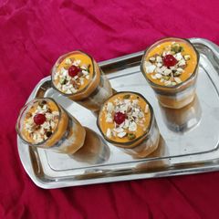 A picture of Mango milkshake falooda.