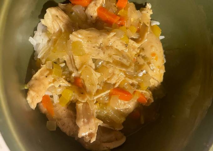 Chicken gravy over rice Recipe by Elyse Rose - Cookpad