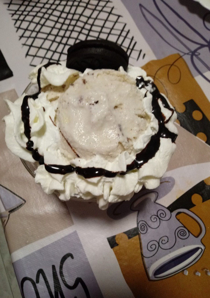 Una foto de Helado capuchino con pepitas de chocolate