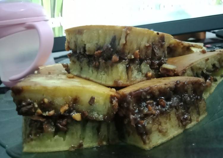 Cara Gampang Menyiapkan Martabak Manis Teflon, Lezat Sekali