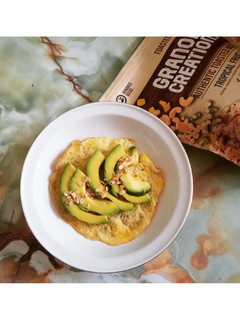 Foto resep Avocado Egg Granola