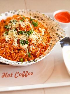 ચીઝ તવા પુલાવ(Cheese Tava pulav recipe in Gujarati) રેસીપી મુખ્ય ફોટો
