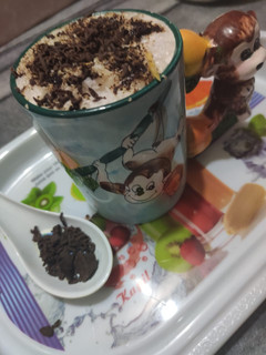 ओरियो चॉकलेट मिल्क शेक (oreo chocolate milkshake recipe in hindi) रेसिपी मुख्य फोटो