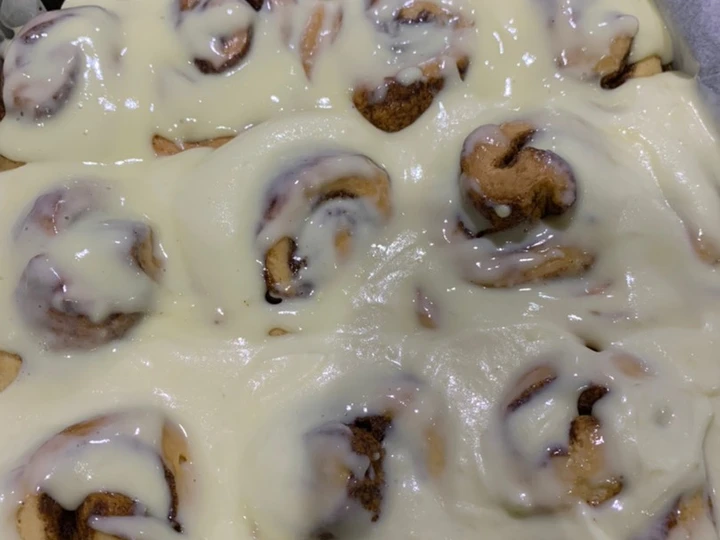 Cara Gampang Membuat Resep Cinnamon Rolls with Cream Cheese Sauce yang Lezat Anti Ribet, Mantap Sekali