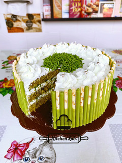 Foto resep Matcha-Honey Pocky Cake