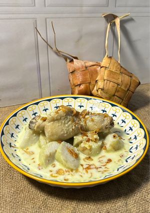 Foto resep Opor Ayam Ketupat