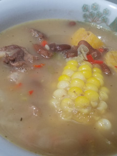 Una foto de Sancocho de costilla con frijoles