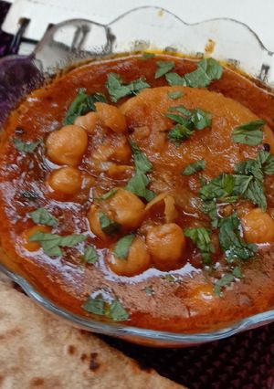 A picture of Chana Alo Salan.
