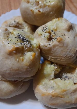 Una foto de Knishes de papa fáciles