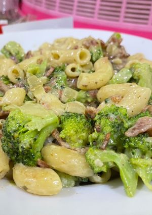 Foto resep Creamy Macaroni with Broccoli and Bacon