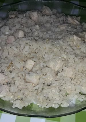 Una foto de Pollo con arroz