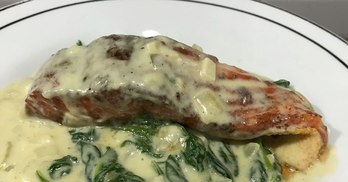 Salmon Creamy Spinach
