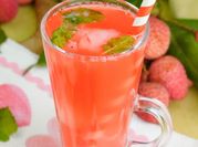 A picture of mint leaf drink
