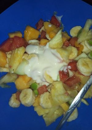 A picture of Pudding with delemere vanilla yoghurt.