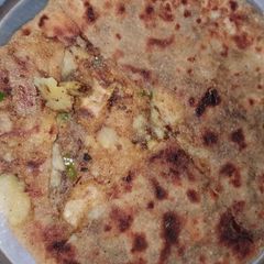A picture of Aloo Paratha.