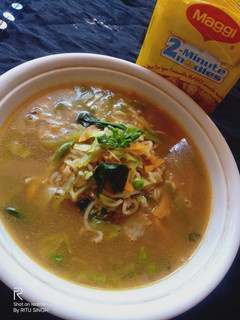A picture of Maggi Veggies Soup.