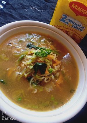 A picture of Maggi Veggies Soup.
