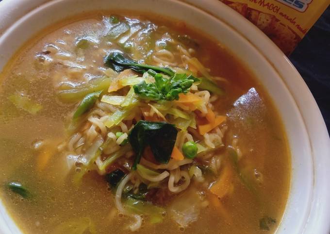 Steps to Make Perfect Maggi Veggies Soup