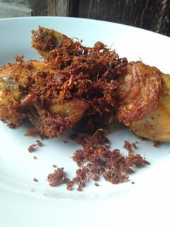 Foto resep 7. Ayam Goreng Lengkuas (ayam ungkep)