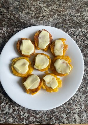A picture of Patacones with Cheese 🇪🇨.