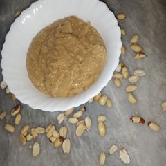 A picture of Homemade peanut butter.