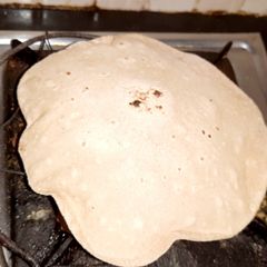A picture of Roti.