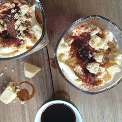 A picture of Condensed milk pudding.