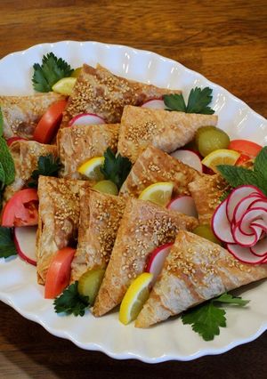 A picture of Chicken Shawarma Triangles 🍗.