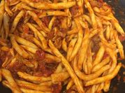 Una foto de pasta italiana guanciale