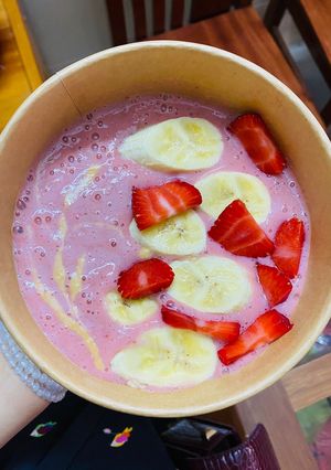 Hình của món Smoothies Hồng tươi tắn.