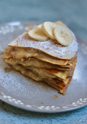 A picture of Banana and cheese quesadilla 🍌.