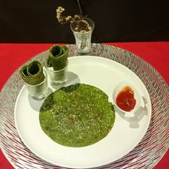 Palak Paratha A picture of Palak Paratha.
