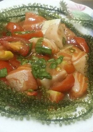 Hình của món Ahi salmon poke.
