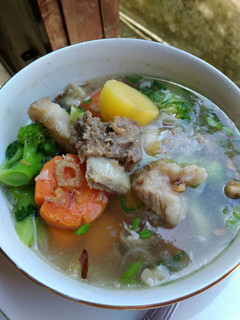 Foto resep Sop tulang sapi