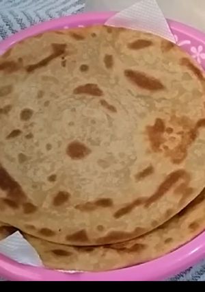 A picture of Jaleebi Paratha.