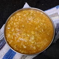 A picture of Lilva Beans curry.