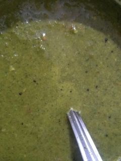 கொத்தமல்லி புதினா சட்னி (Kothamalli pudina chutney recipe in tamil) செய்முறை முக்கிய புகைப்படம்