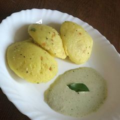 A picture of Rava Kanchipuram Idli.