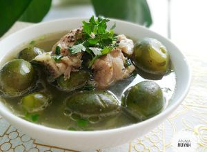 Hình của món Canh dưa hấu non hầm xương ống.