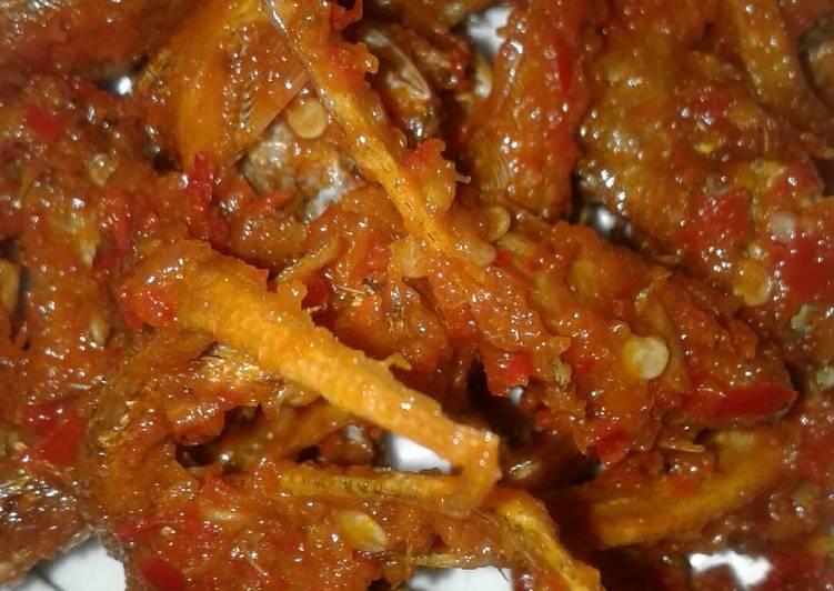 Resep Balado ikan asin Lezat