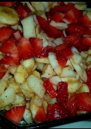 A picture of Strawberry fruit chaat.